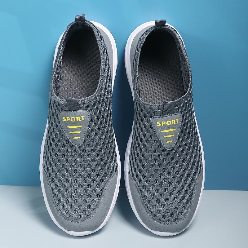 2025 Men Casual Shoes Breathable Slip on Male Casual Sneakers Anti-slip Men's Flats Outdoor Walking Shoes Size 39-46