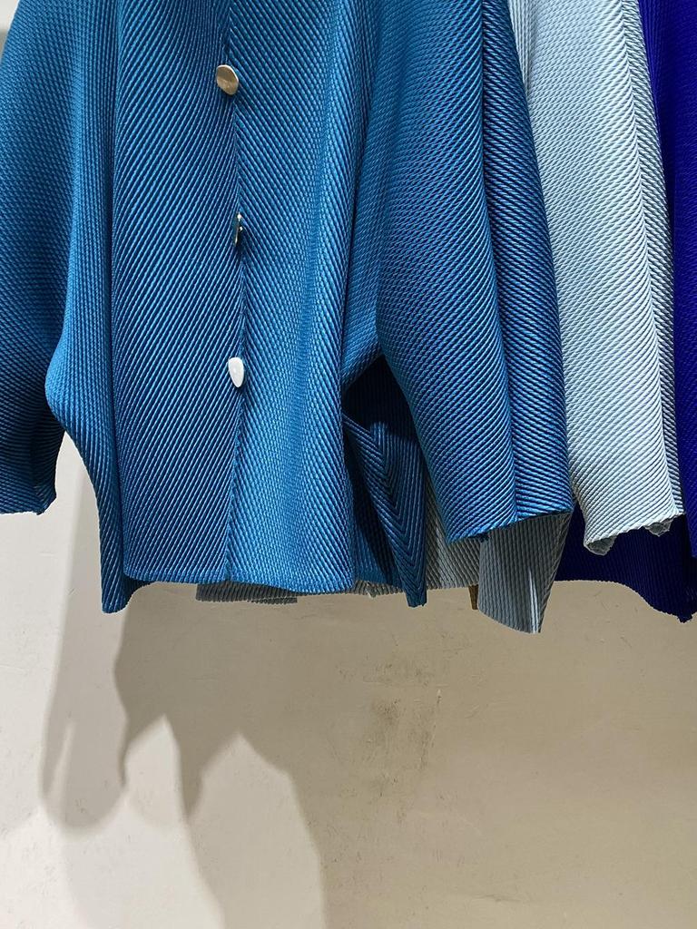 Miyake Jaro/Léto 2026 Dámské plisované tričko – Stylové, Volný střih, Vysoce kvalitní design