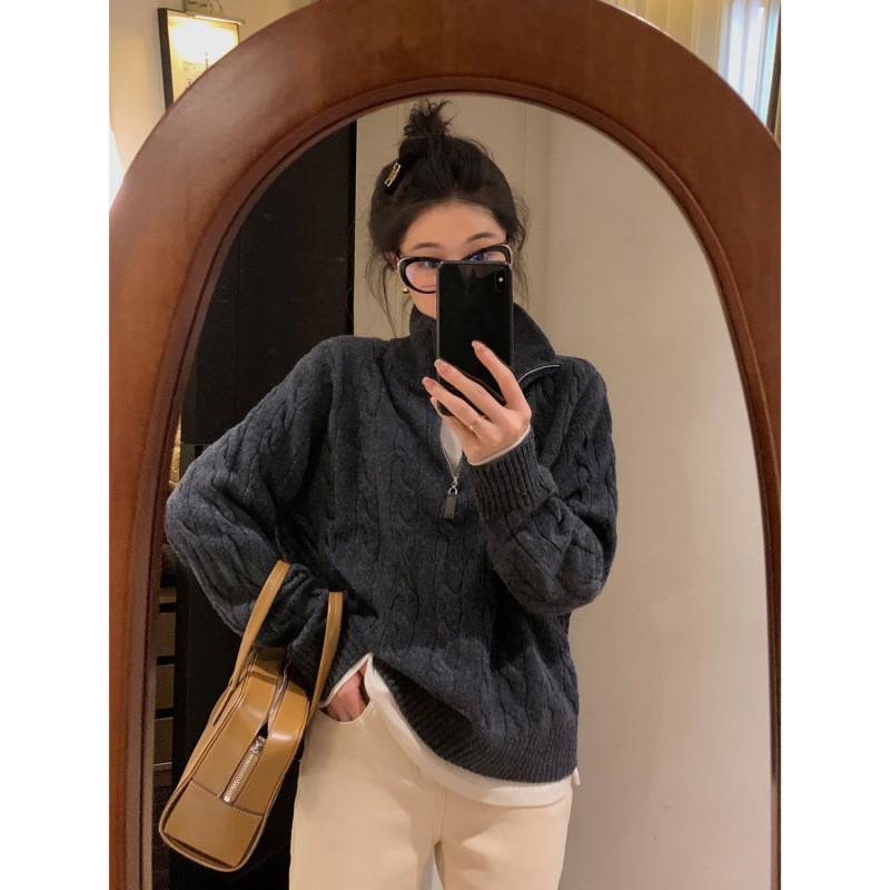 Pullover im koreanischen Stil mit Pony-Stickerei und halbhohem Kragen - Herbst/Winter 2025 Kollektion