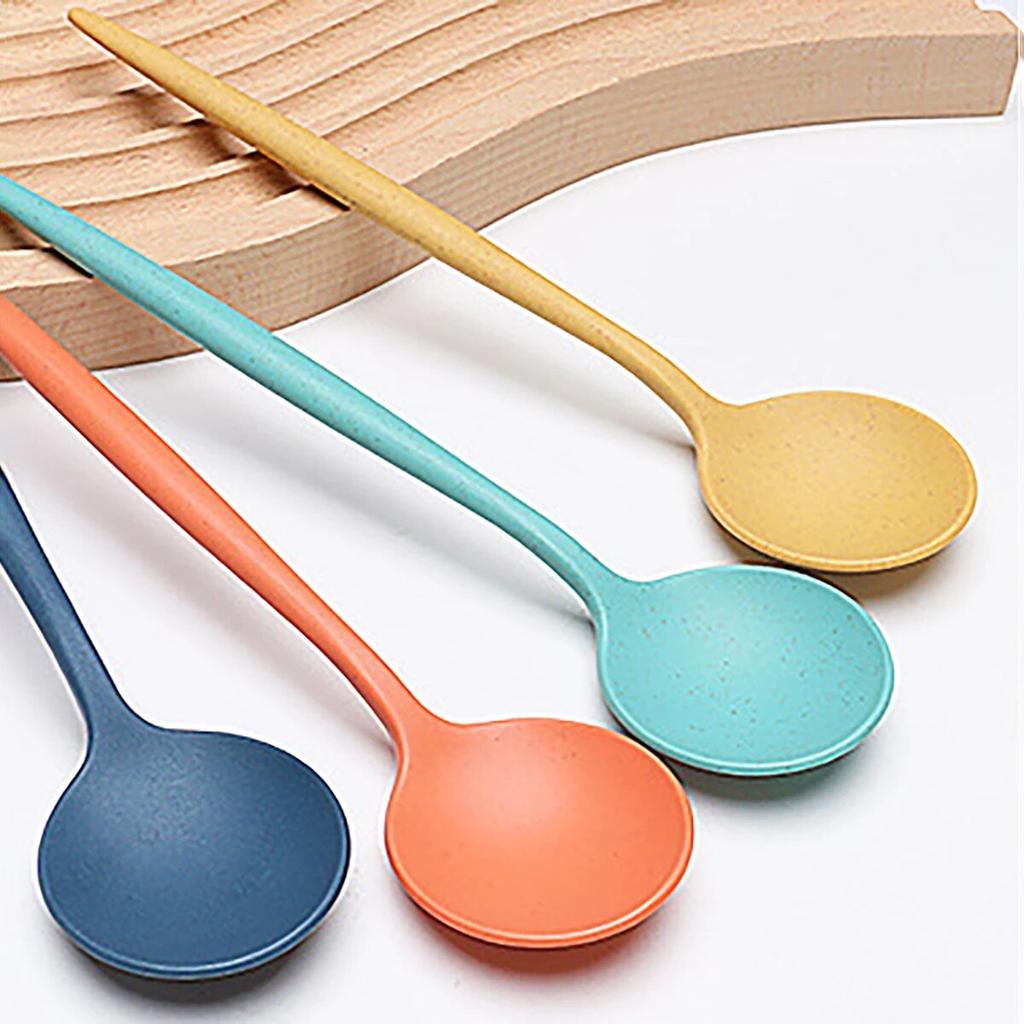 Paie de grâu Vesălă portabilă Cuțit Furculiță Linguriță Bețișoare Set de veselă cu cutie de depozitare Tacâmuri de călătorie pentru studenți pentru petrecere la grătar