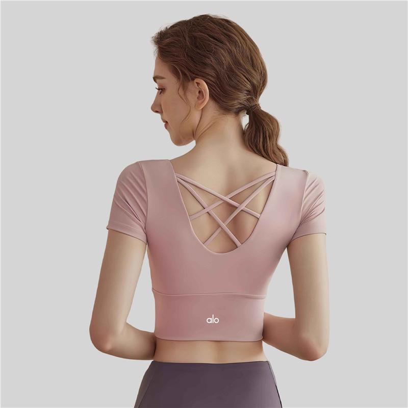 

Жіноча футболка з коротким рукавом Alo Yoga з вбудованими чашечками для фітнесу та пілатесу L (Weight 110-120 lbs)