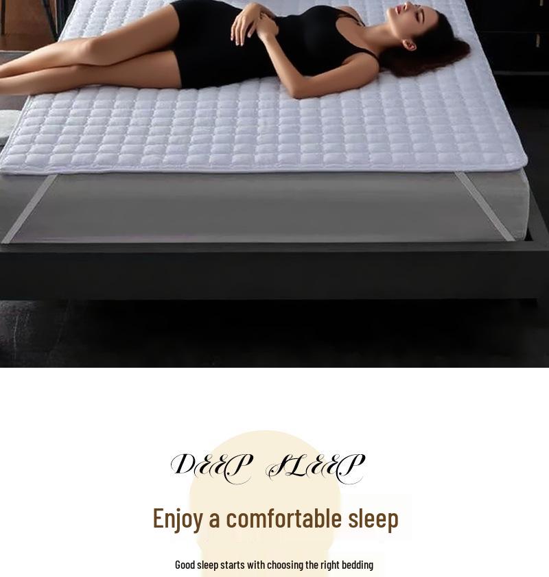 Dormitory Moisture-Absorbent & Machine-Washable Mattress Protector for Senior Care