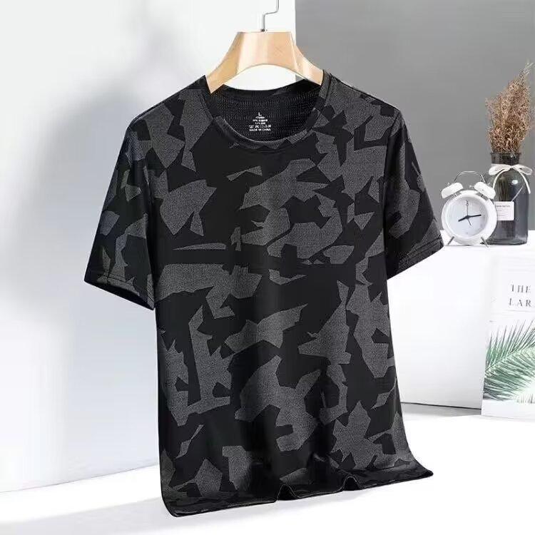 Men's Trendy Camouflage Ice Silk Short-Sleeve T-Shirt - Lightweight and Versatile for Summer