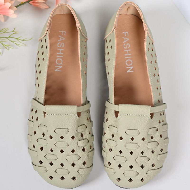 Women Sandals Soft Sole Flat Heel Women Hollow Flat Lightweight Shoes Woman Luxury Retro Shoes Female Casual 2025 Shoes