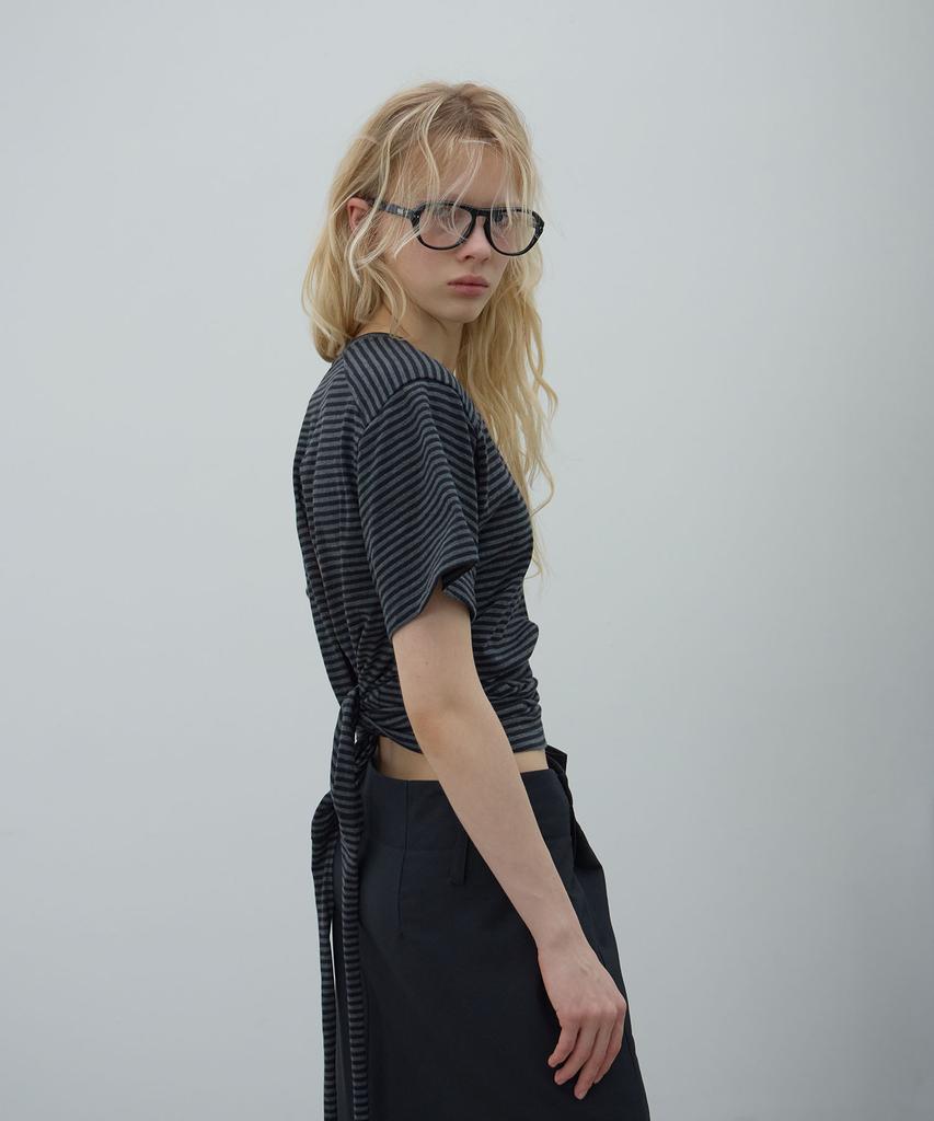 LCDC™ Back Slit V-Neck Top (Dark Gray)