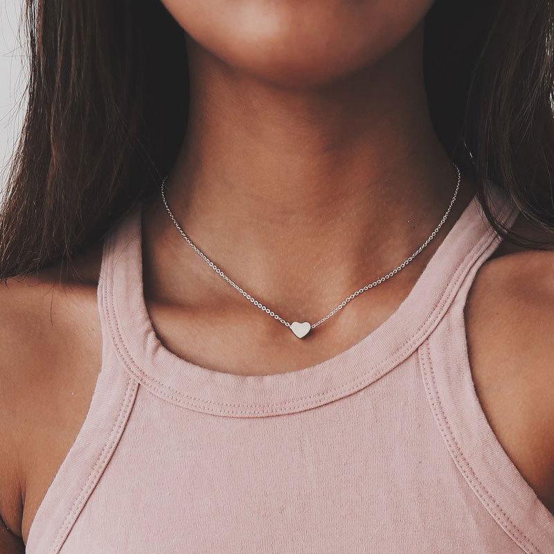 European & American Style Heart Pendant Necklace - Elegant Alloy Clavicle Chain for Women
