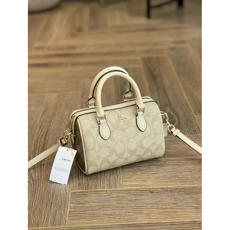 

Сумка Coach Rowan 2025 Classic Monogram Boston Mini Crossbody 17.5 x 10 x 12 cm