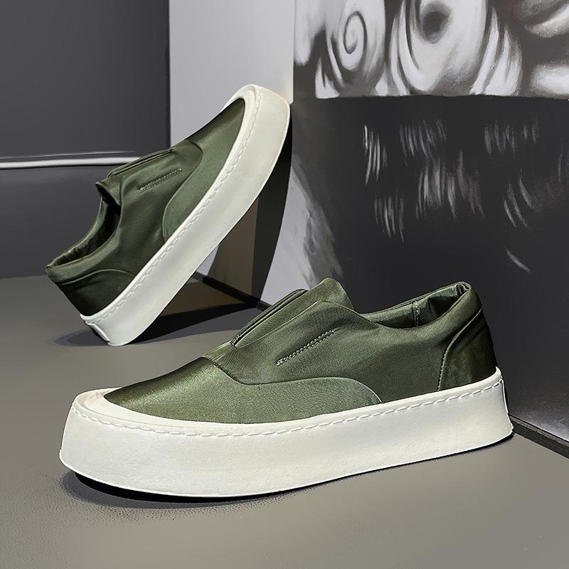 Canvas men's shoes 2025 summer new non-slip thick-soled breathable light lazy one-pedal board shoes men's sports shoes