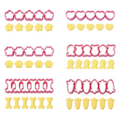 Pressable Biscuit Molds Plastic Cookie Molds Small Flower Shaped Mini Biscuit Cutter Plastic Material for Bakings Lover