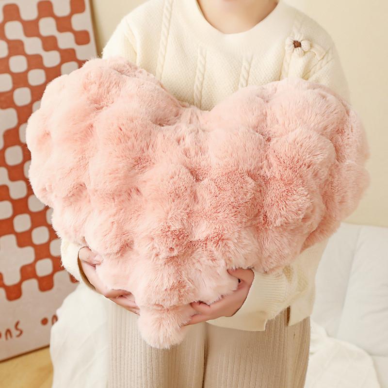 Modern Minimalist Geometric Heart Shape Throw Pillow With Plush Cover For Home Decor