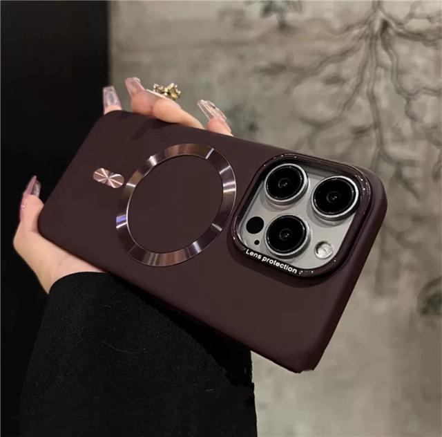 Luksusowe magnetyczne etui Magsafe z twardą matową ramką PC dla iPhone 16 Pro Max Dla iPhone 12 13 14 15 16Plus Ochronne etui na obiektyw