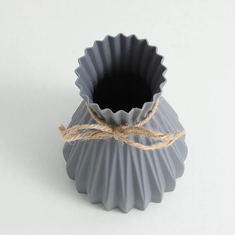 Creative Origami Vase European Pleated Design Plastic Folding Flower Vase Modern Decor for Dry Flower Arrangement
