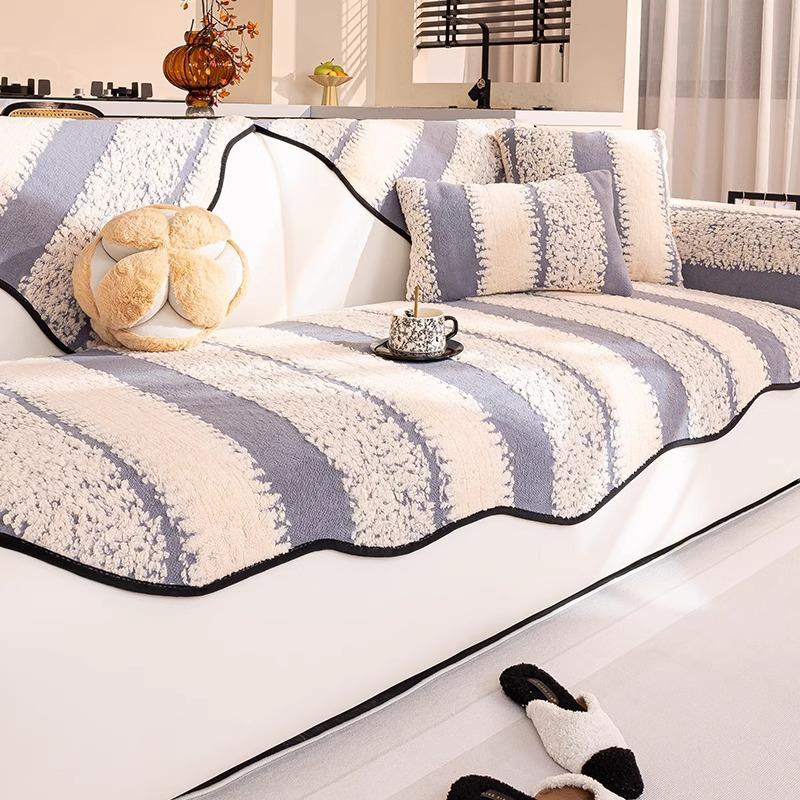Irregular Special-Shaped Sofa Cushion, High-Grade Non-Slip Seat Cushion, Autumn And Winter  New Straight Row Plush Sofa Cover Towel