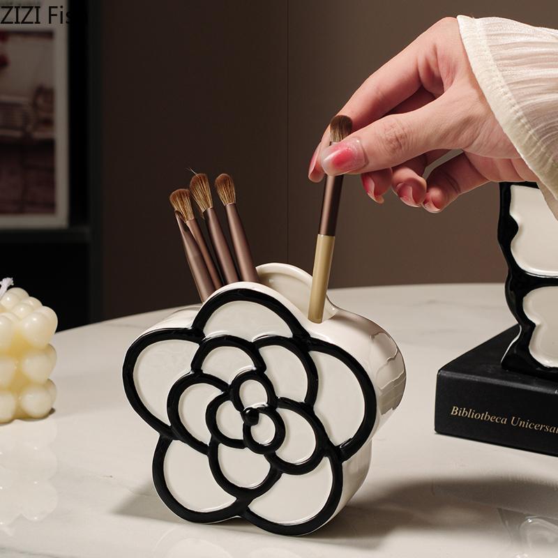 Black and White Butterfly Decorative Tissue Box Coffee Table Desk Decoration Ceramic Tissue Box Bedside Table Paper Towel Case