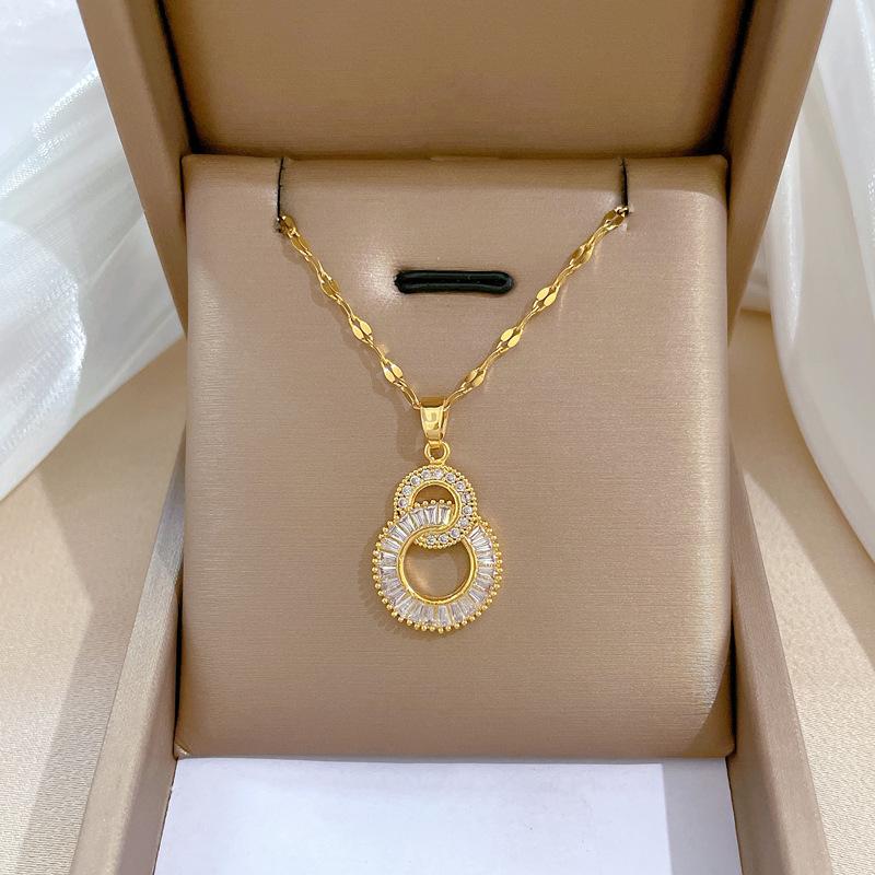 Full Diamond Luxury Light Luxury Banquet Wedding Necklace Female Internet Celebrity Versatile Collarbone Chain Titanium Steel Chain