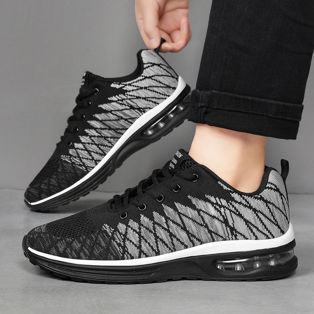 (New) Spring Fashion Sports Casual Flying Weaving Breathable Men's Shoes Large Size Lightweight Running Shoes