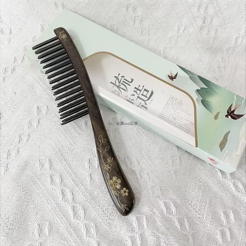 Tan Mujiang Wooden Comb