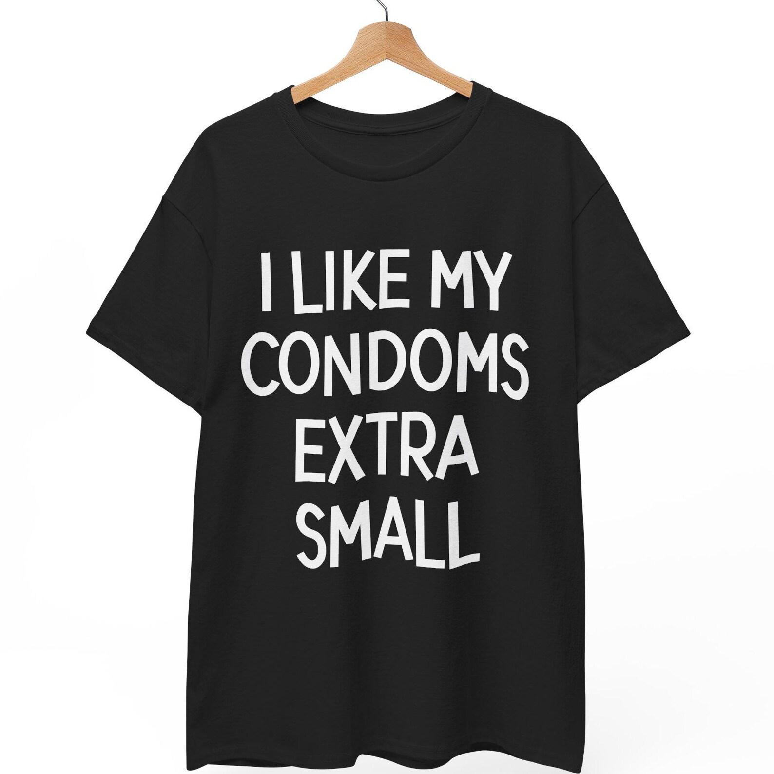 Смешная футболка | Мне нравятся мои презервативы Extra Small M