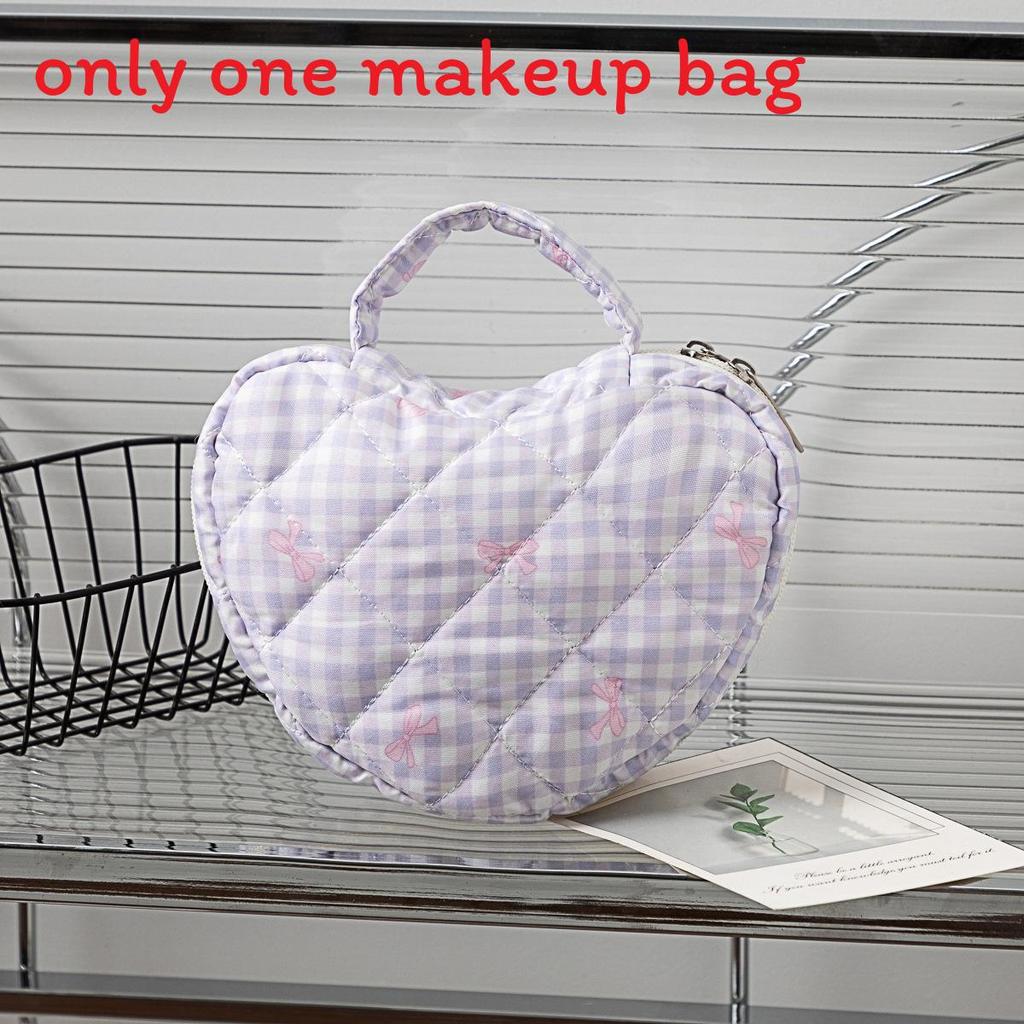 Floral Woman Travel Makeup Bag With Large Capacity And Quilted Design For Home Storage