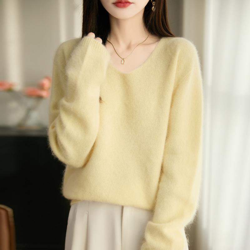 Women's V-Neck Pure Wool Knit Sweater - Loose, Slimming Autumn/Winter Fashion