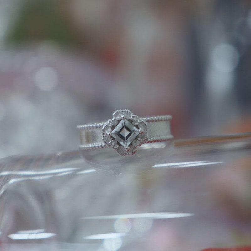 M.atur Berry Day Ring 04