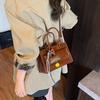 Premium bag women's autumn and winter new fashion retro portable small square bag versatile shoulder messenger bag
