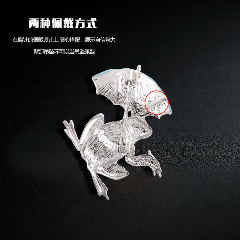 New Fashion Frog Brooch Umbrella Alloy Rhinestone Brooch Creative Versatile Oil Dripping Animal Corsage