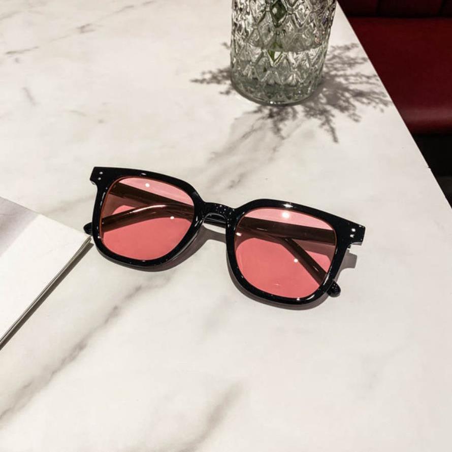 High-Quality Square Men Women Sunglasses Fashion New Meter Nail Hip Hop Sun Glasses Retro Sunglasses for female male