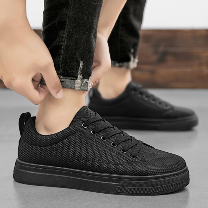 Men's Casual Shoes 2025 New Mesh Breathable Running Shoes  Lightweight Sneakers Comfortable Flats Jogging Trainers Tennis Shoes