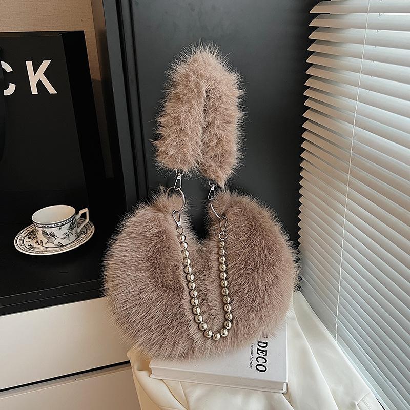 

Нишевый дизайн повседневная большая вместительность на плечо осень и зима новая сумка кроссбоди женская 2025 тренд личности сумка-тоут