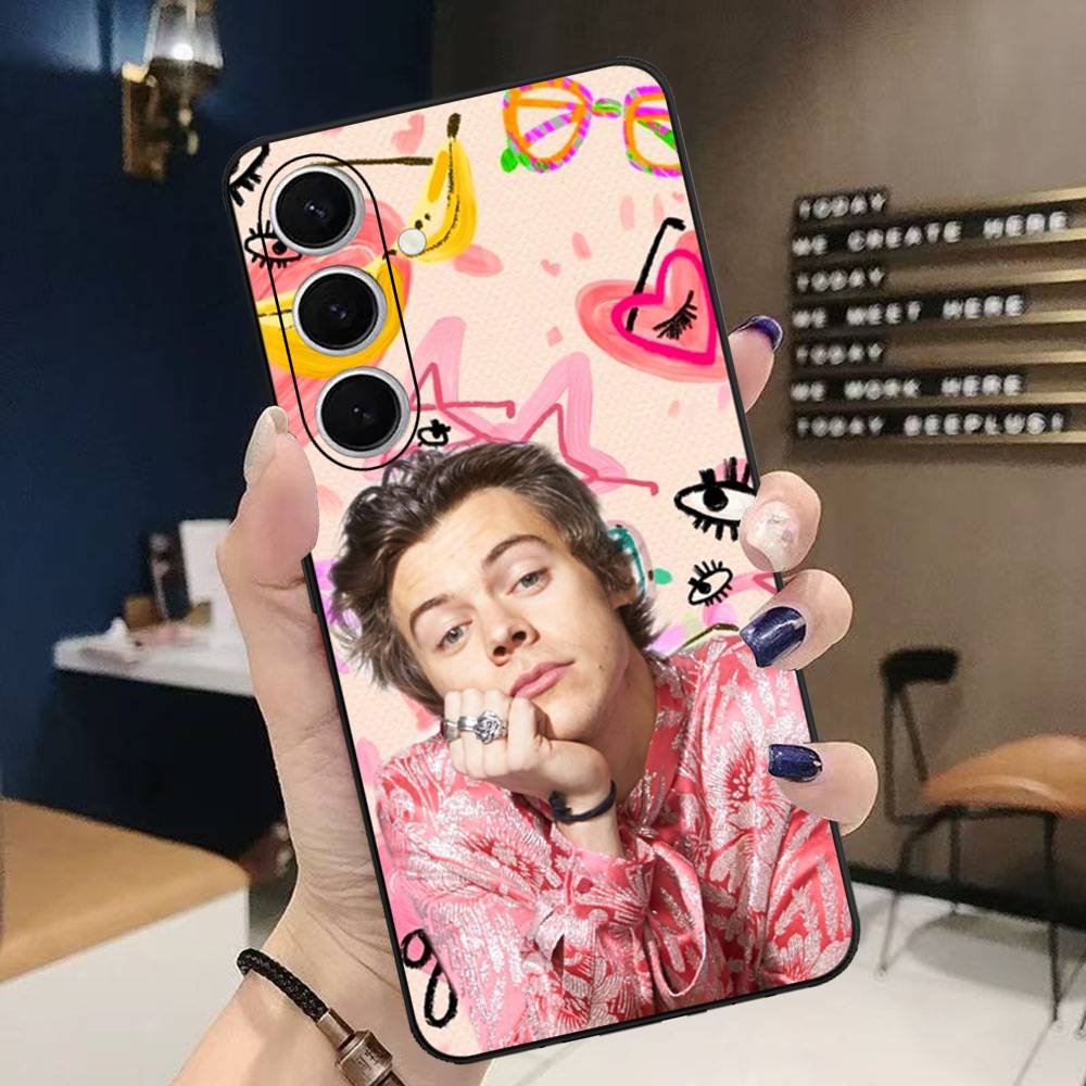

Famous H-Harris Singer S-Styles Phone Case For Samsung S 24 fe 25 Ultra plus 20 lite 21 30 22 23 24 22 Ultra 5G Fundas Samsung S22 Plus 5G