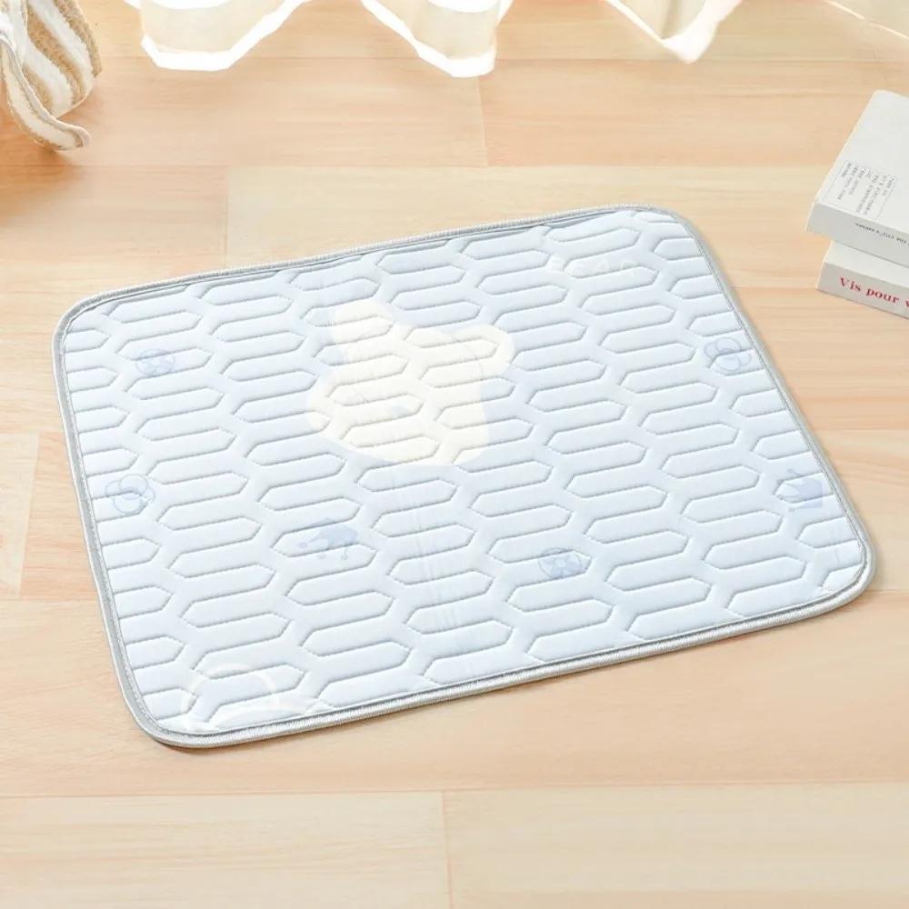 Cartoon Pattern Washable Cat Latex Mat Breathable Cool Feeling Cat Sleeping Cushion Comfortable Soft Cat Floor Pad Kennel Use