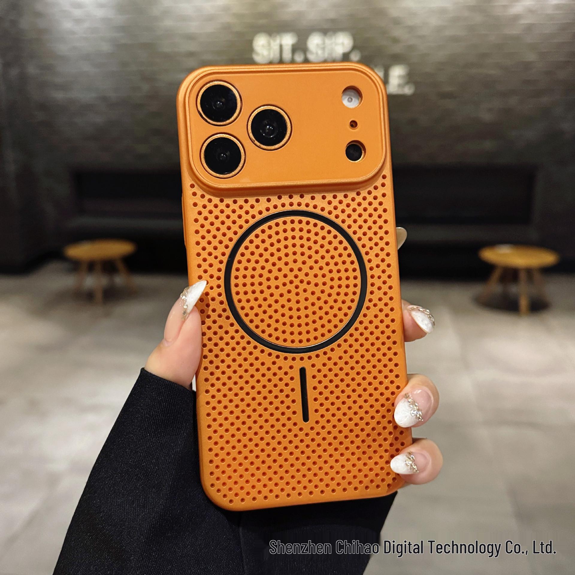 

Магнитный чехол-присоска для iPhone 17 Pro Max с теплоотводом, защитой всех линз и матовой защитой от падений из поликарбоната iPhone 14 Plus оранжевый