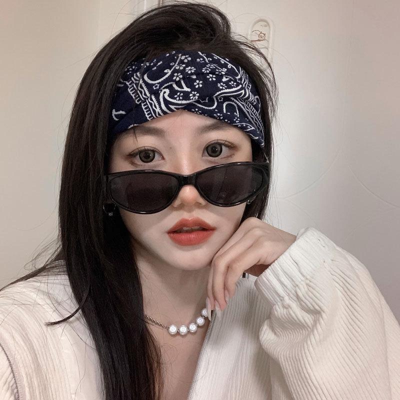 Popular Fashion Polygon Cat Eye Women Sunglasses Retro Colorful Oval Eyewear Shades UV400 Men Trending Sun Glasses