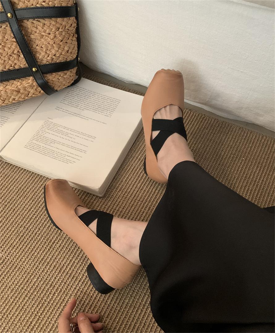 

Mary Jane women s 2025 new cross-band pleated square head retro thick heel ballet shoes outer single shoes 39