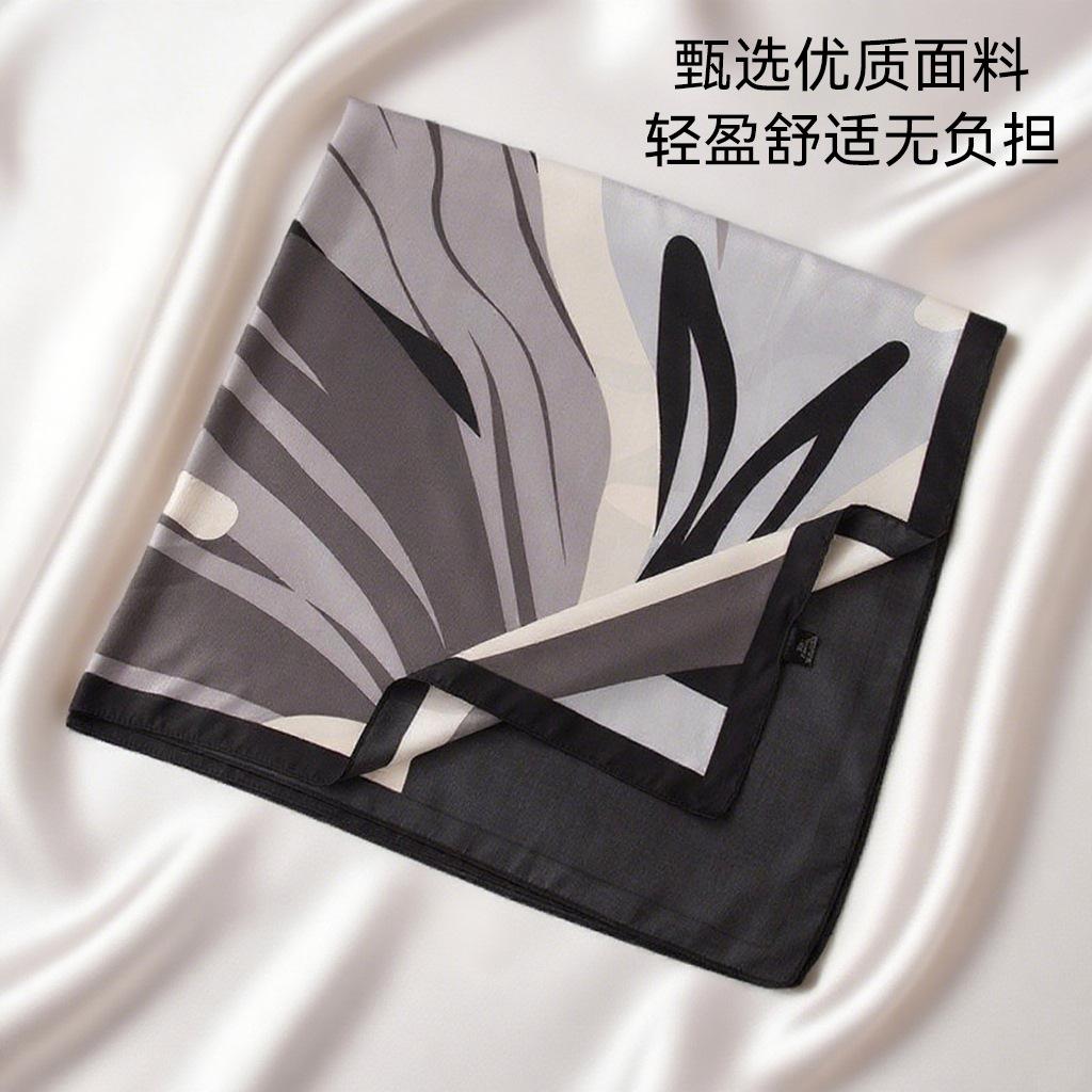 

Spring and Autumn New 90cm Silk Scarf Women s Thin Simulation Silk Flower Printing Fashion Shawl Scarf Sunscreen Square Scarf Fashion 90*90cm