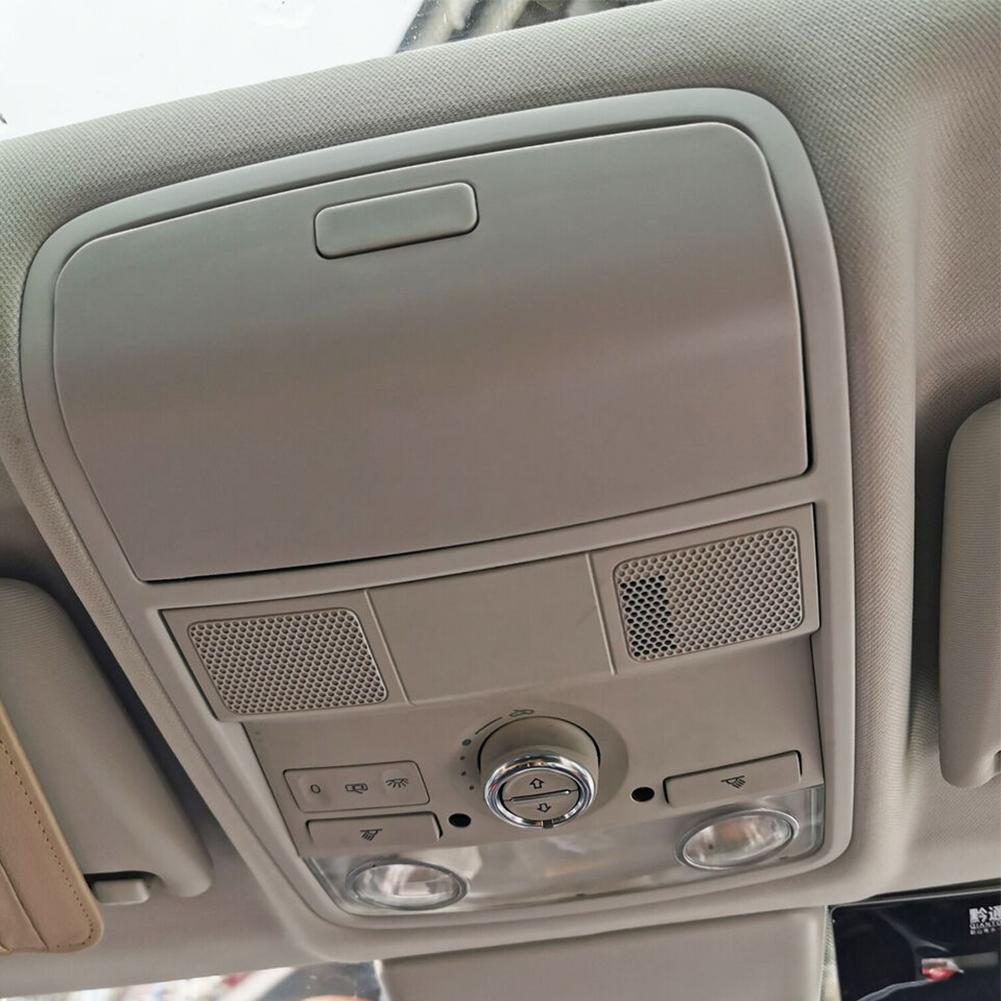Portaocchiali da sole per auto Supporto Scatola portaoggetti per occhiali da sole Grigio 1K0868837 Per Golf Per Passat Aletta parasole Accessori per auto