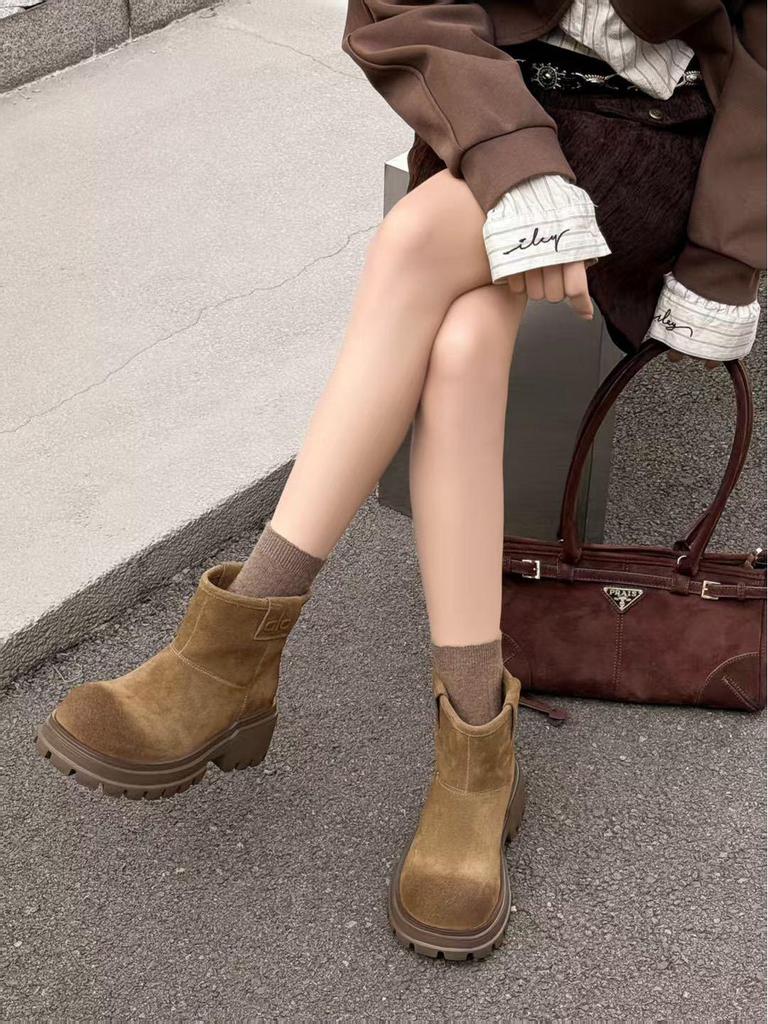 Women's Retro Capybara Chelsea Ankle Boots - Genuine Leather, Big Head Martin Style for 2025 Autumn Fashion