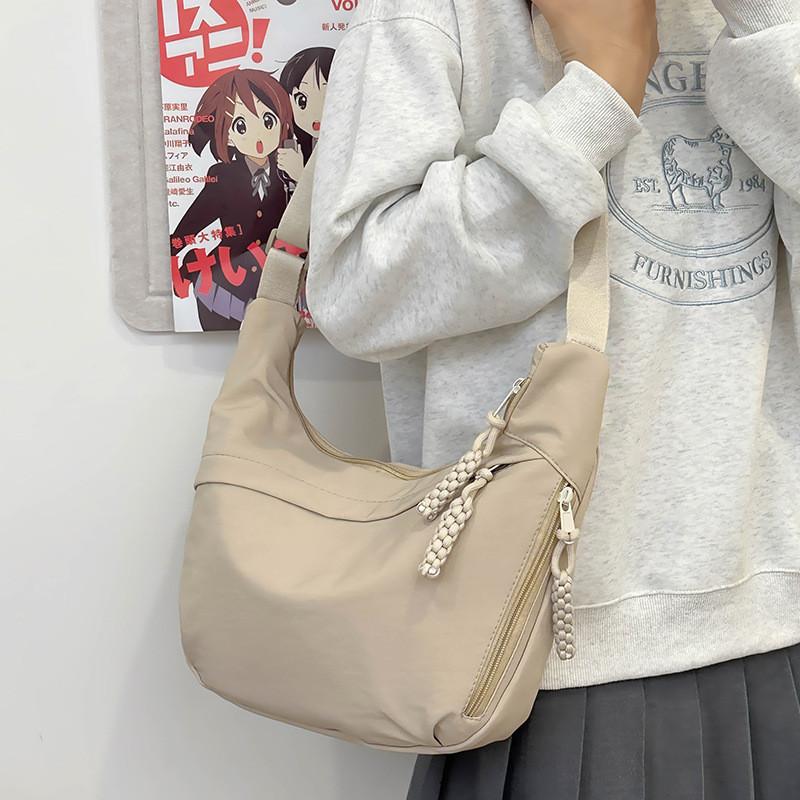 

Chic Dumpling Crossbody Bag For Women Versatile Fashionable Shoulder Bag With Multiple Color Options OffWhite