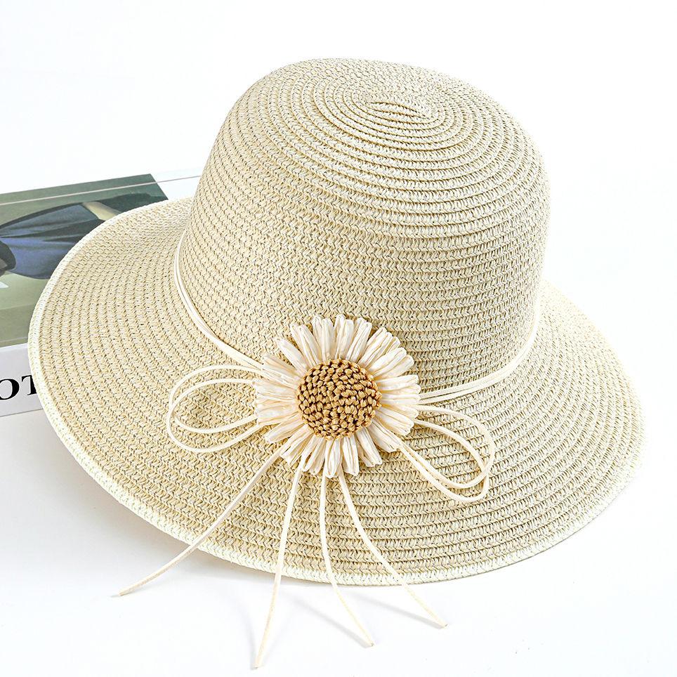 Summer Women's Sun Hat, Flower Embellished Wide Brim Straw Hat, UV Protection Beach Hat for Outdoor Use