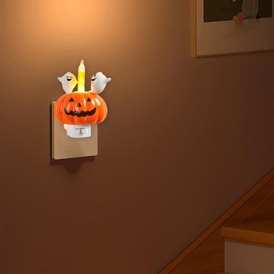 Ghost Campfire Nightlight Spooky LED Pumpkin Decorative Lights Ghost Campfire Flickering Nightlight for Halloween
