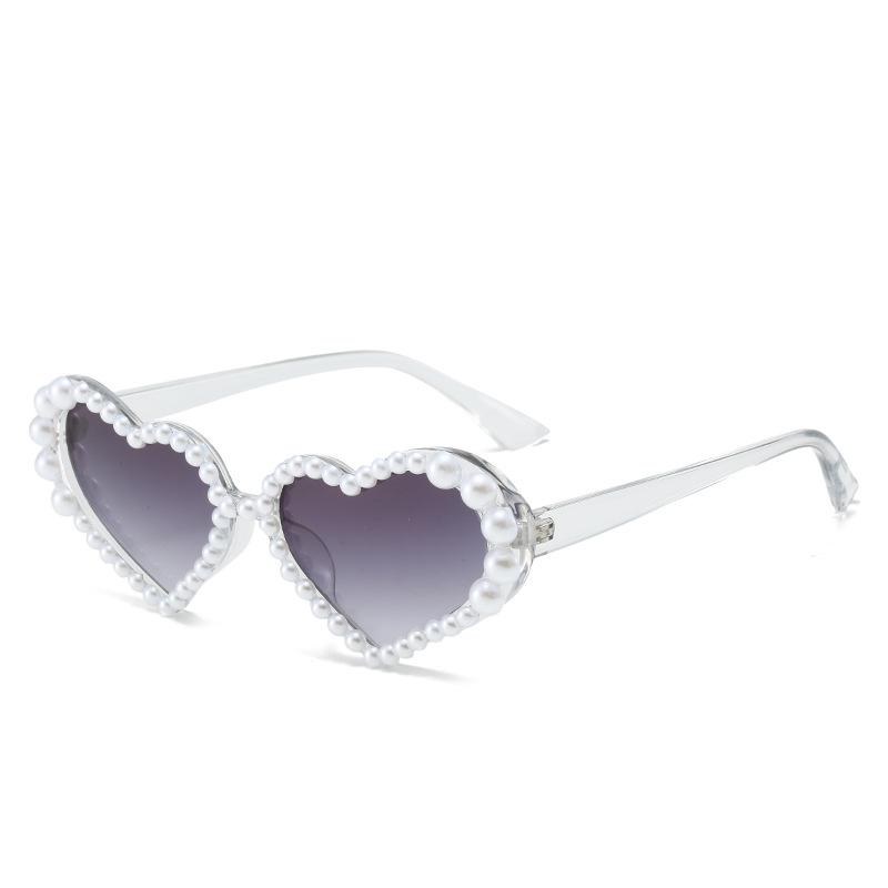 New diamond-encrusted sunglasses, European and American personality sweet love ball luxury pearl heart-shaped sunglasses