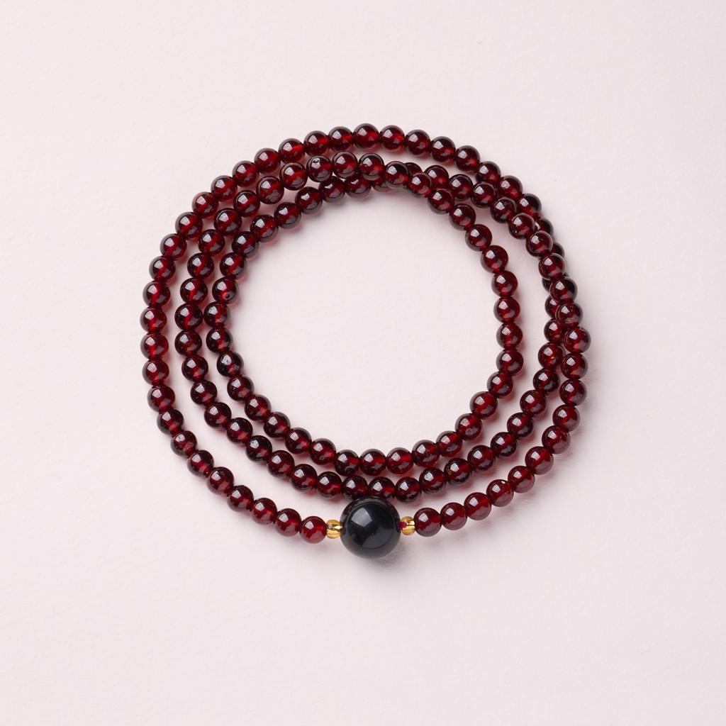 Natural Three-ring Garnet Bracelet for Women, Crystal Hetian Jade Bracelet, Gift, Light Luxury, Niche, Simple and Versatile Jewelry