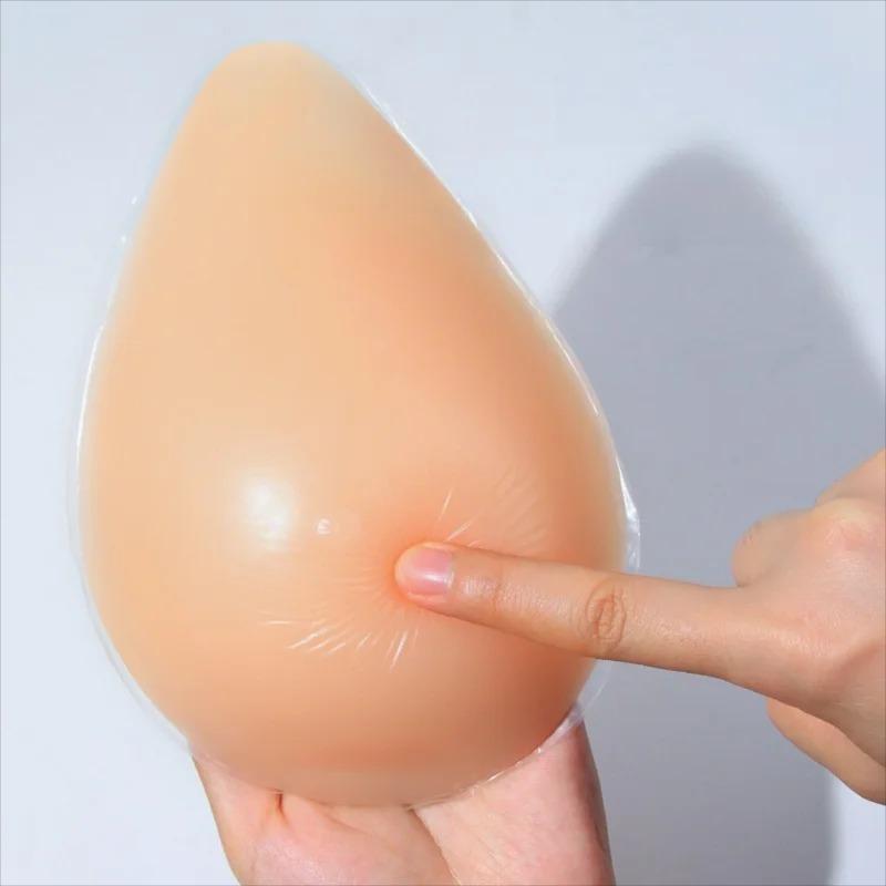 Realistic droplet shaped silicone breast prosthesis for role-playing of false nipples after mastectomy