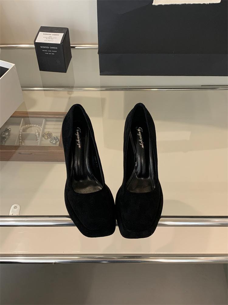 Rich and Rich Suede Thick Heels High Heels Women's 2025 New French Square Head Shallow Mouth Work Professional Commuter Shoes