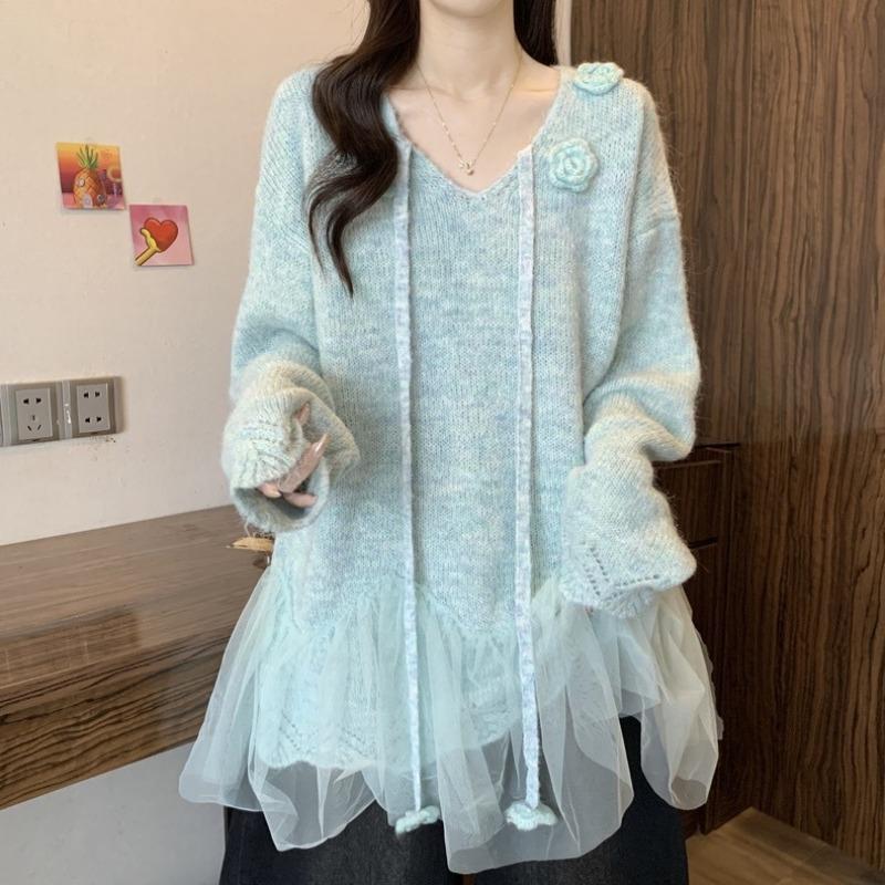 

Autumn and winter new splicing mesh yarn design sense three-dimensional flower sweater pullover gentle wind knitted sweater top women one size fits all синій