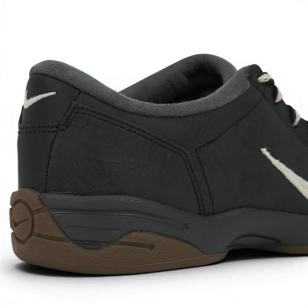 Nike  Total 90 3 SP Black Gum Women Sneakers Coconut-Milk Gum-Dark-Brown Anthracite IH2314-002