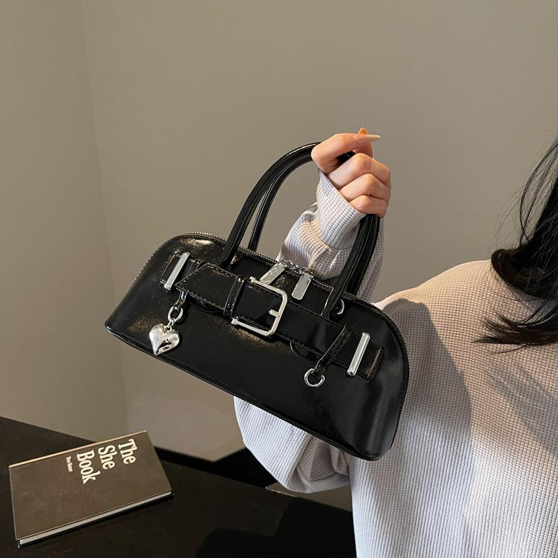 Korean niche women's bags 2025 spring and summer new fashionable versatile belt buckle horizontal small bag lazy commuter women's bags