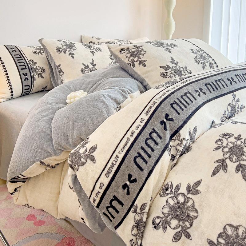 Thickened Milk Fleece Four-Piece Set Double-Sided Coral Flange Fleece Bed Sheet Quilt Cover Three-Piece Set Of Bed Hat