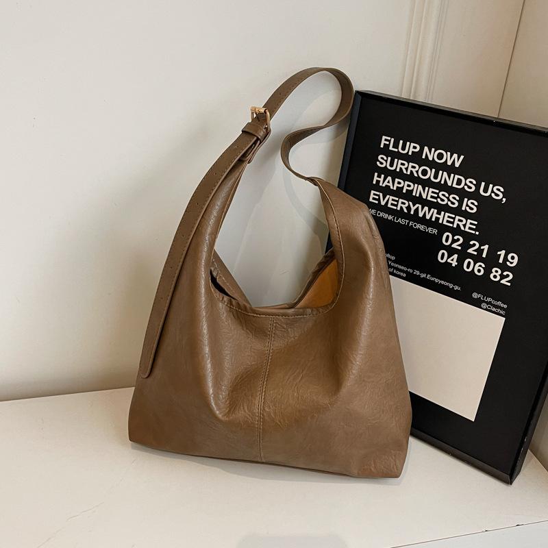 Retro Autumn New Large Capacity 2025 New Korean Version Fashion Solid Color Casual Commuting Shoulder Tote Bag Women